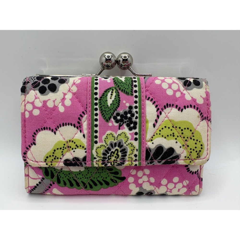 Vera Bradley Pink Green Floral Quilted Trifold Wallet Kisslock Coin Purse